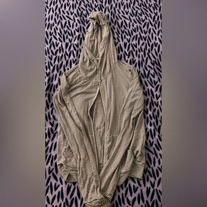 American Eagle zip up